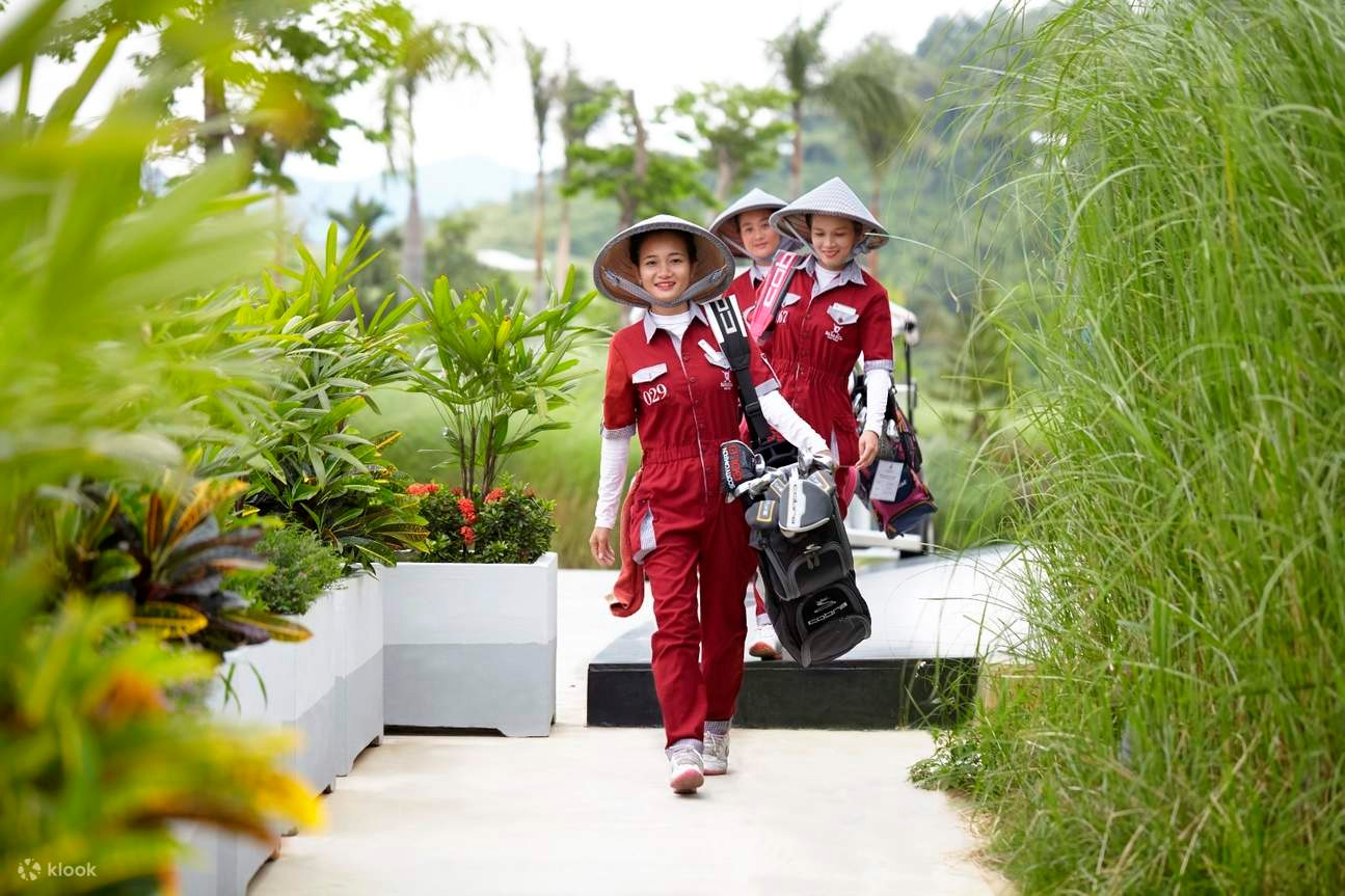 Read more about the article Golf in Danang: Why Vietnam’s Central Coast is a Golfer’s Paradise