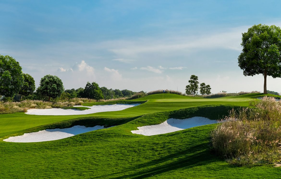Saigon & Ho Tram Golf Experience